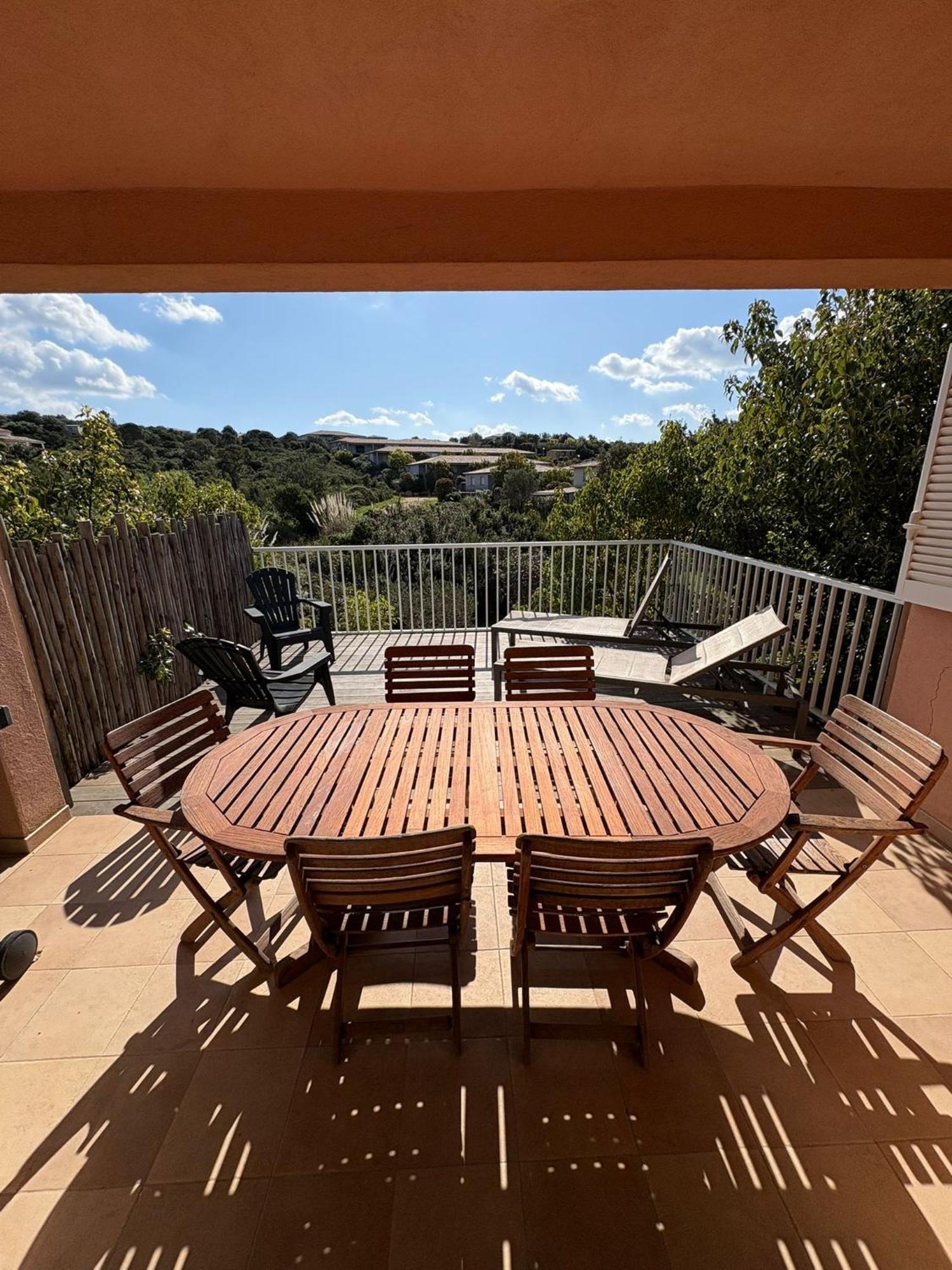2 Chambres, Mezzanine Et Piscine *